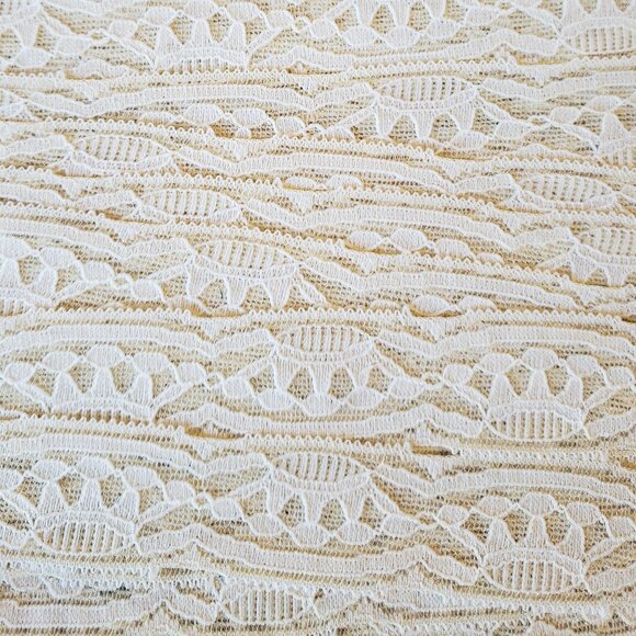 Lingerie Lace Trim - 1" Ivory White/Ivory - Stretch - Picture 1 of 8